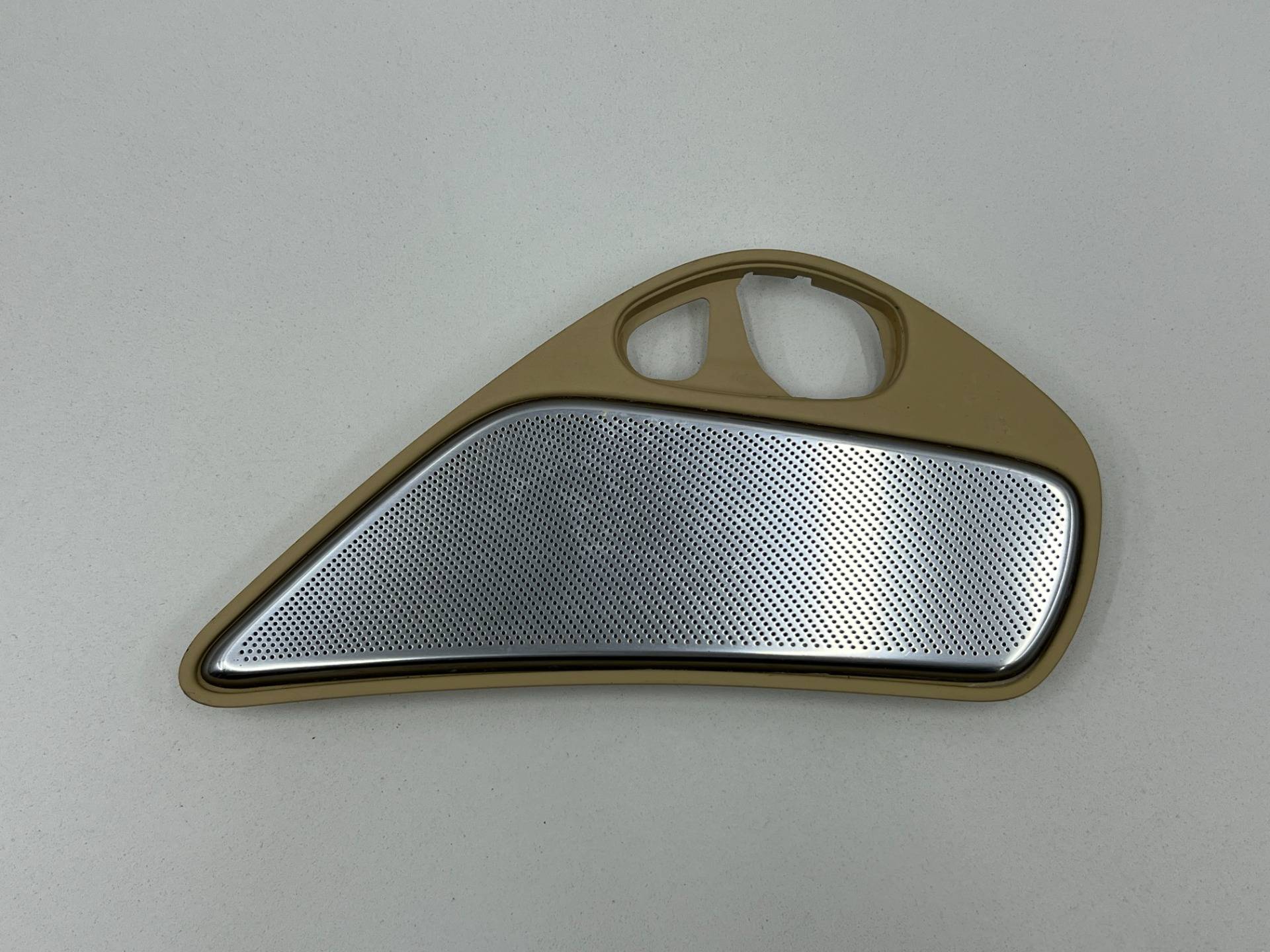 Сетка для динамика Audi A8 D4/4H 2013 OEM 4H0868959B