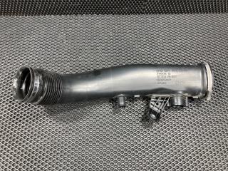 патрубок воздушного фильтра BMW X5 F15 2018, 3.0 л., N55 B30 A, бензин, АКПП, внедорожник 5 дв., 13717605585, 7605585, 23557610