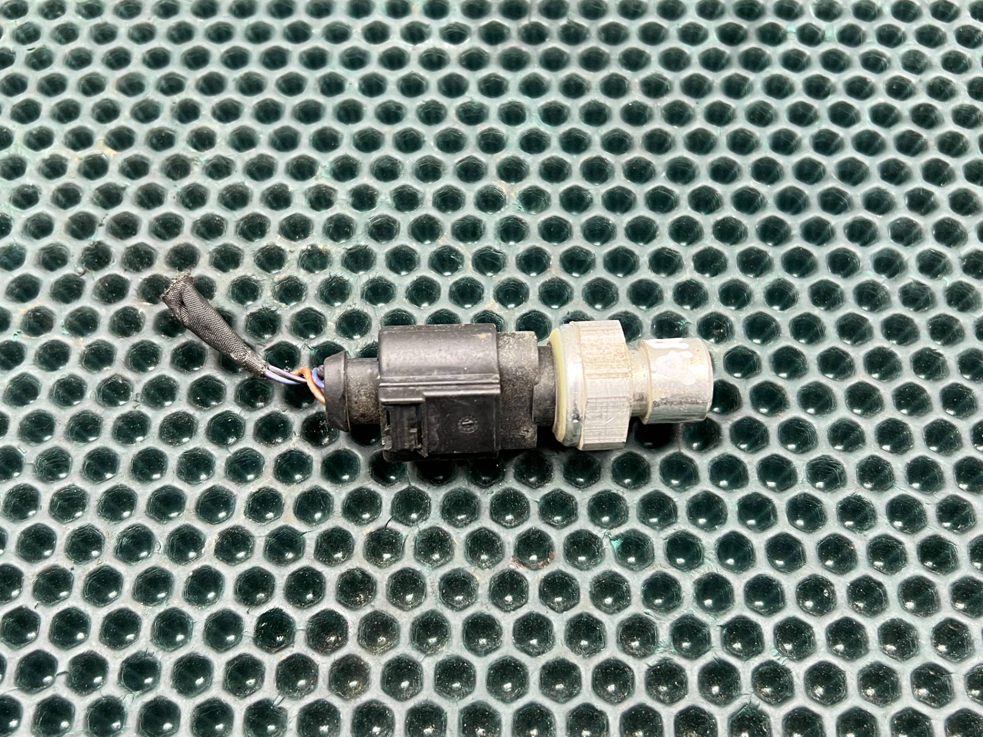 Датчик кондиционера Audi A6 4G/C7 2019 OEM 5Q0959126A
