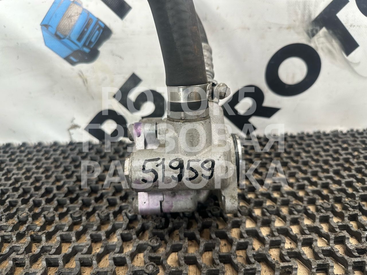 насос гидроусилителя руля MAN TGX 1 поколение 2014, 12.4 л., D 2676 LF 52, дизель, 81471016136 - фото №1