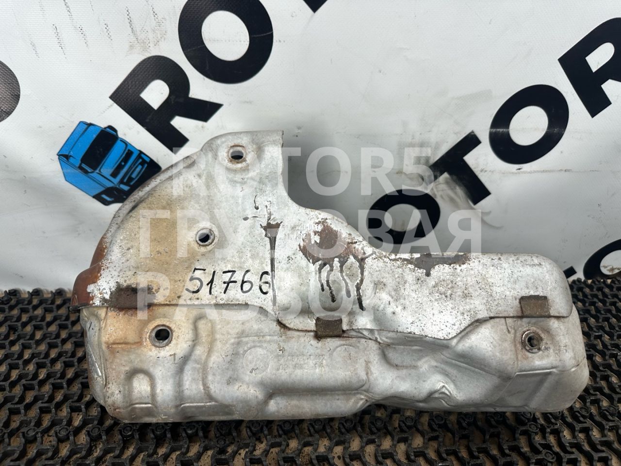 защита (экран) выпускного коллектора MAN TGX 1 поколение 2014, 12.4 л., D 2676 LF 26, дизель, 51081200412 - фото №1