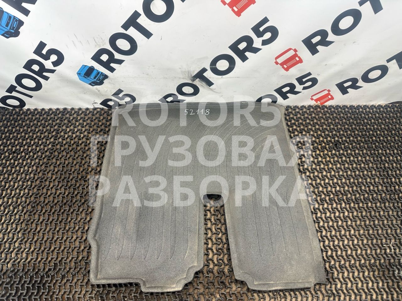 ковер салонный MAN TGX 1 поколение 2014, 12.4 л., D 2676 LF 07, дизель, АКПП, правый руль - фото №1