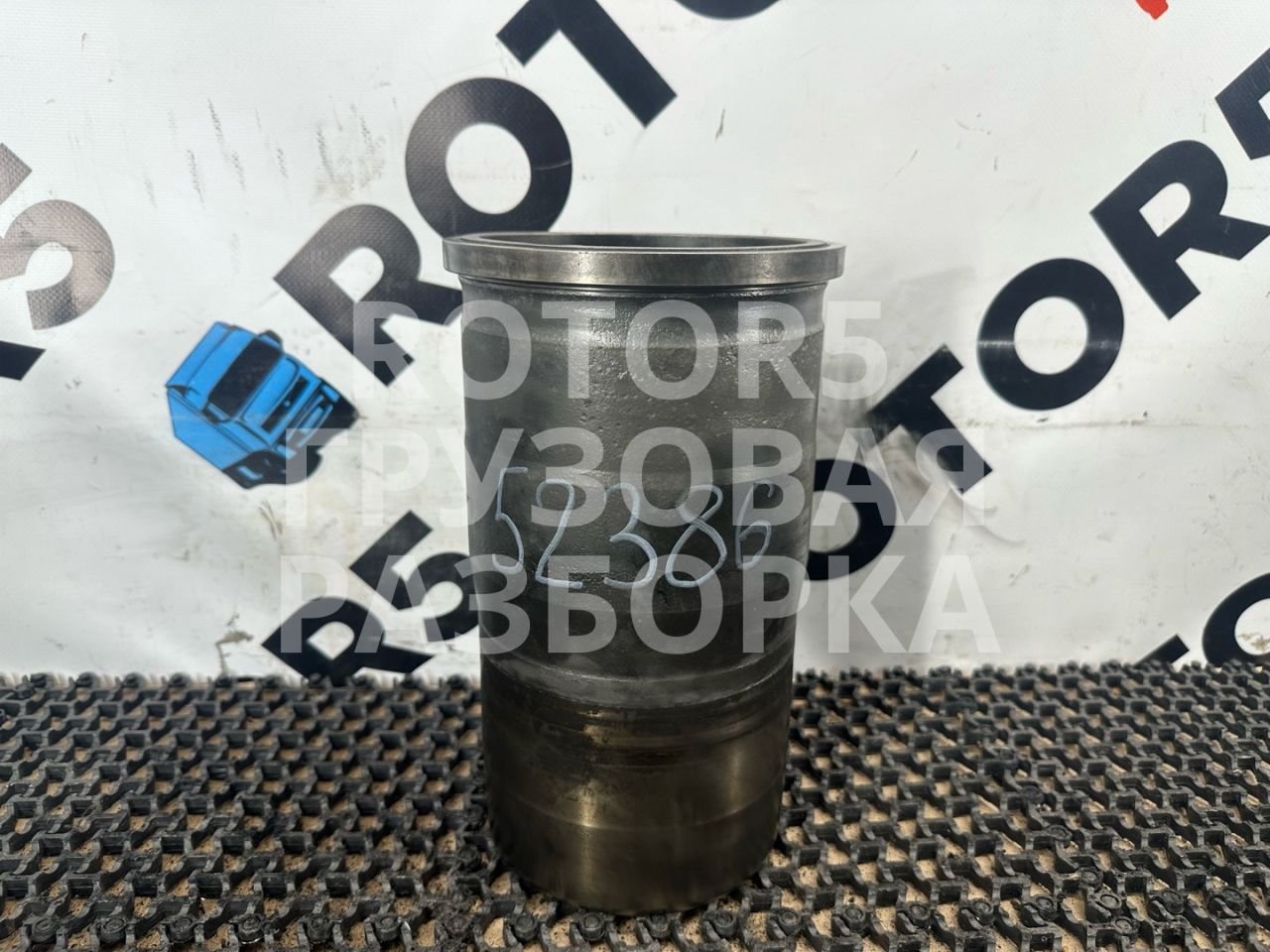 гильза цилиндра Volvo FH 12 поколение 2001, 12.1 л., D12D, дизель, 20431106 - фото №1