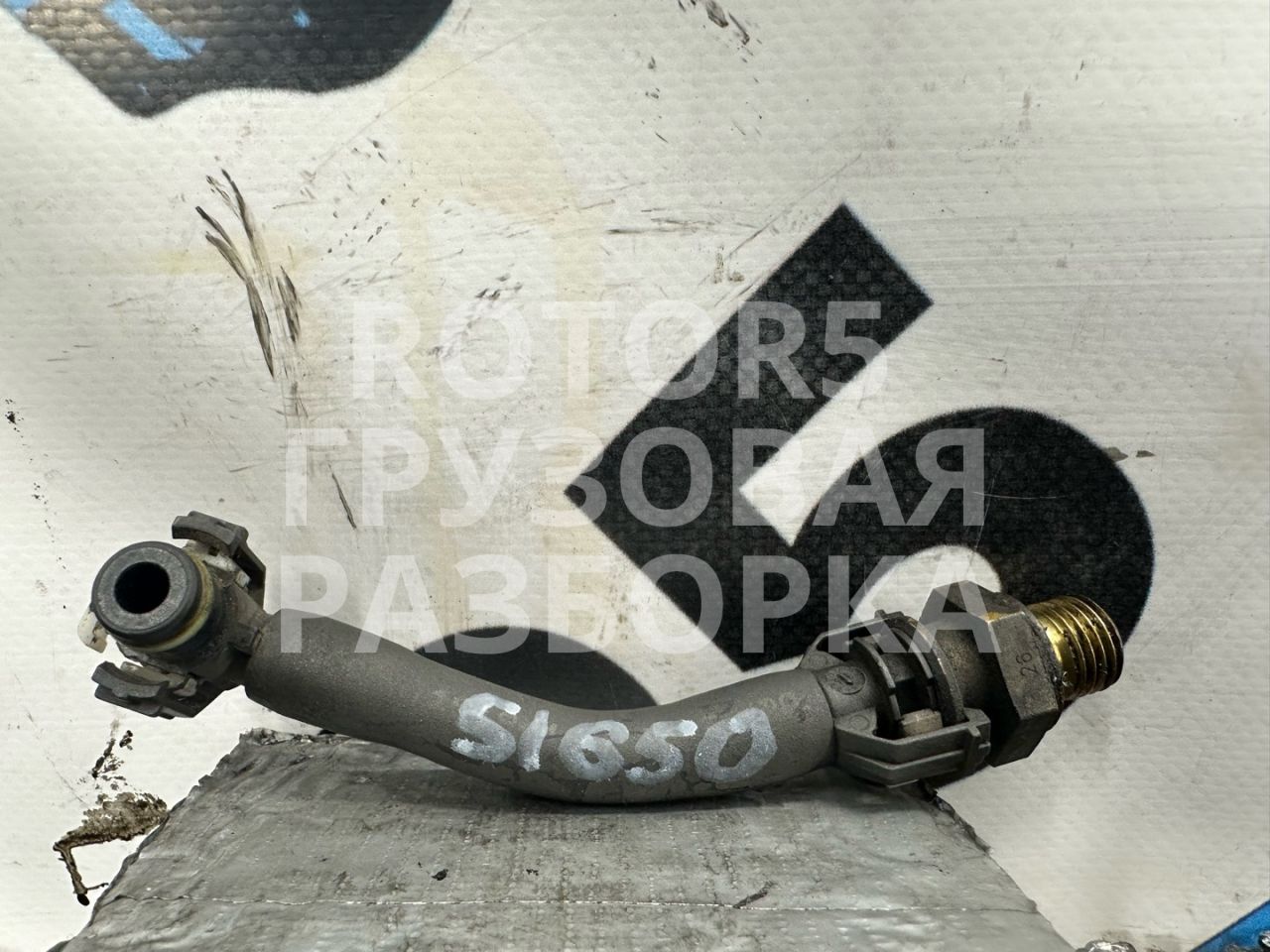 трубка топливная DAF CF-series 1 поколение 2014, 10.8 л., MX-11, дизель, АКПП, белый, правый руль - фото №1