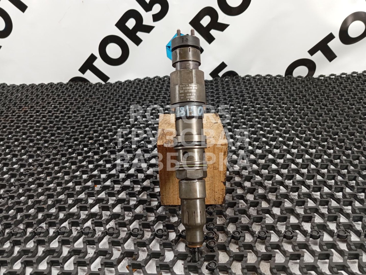 форсунка Mercedes-Benz Actros 4 поколение (MP4) 1845LS 2015, 12.8 л., OM 471.900, дизель, A4710700487, 0445120271 - фото №1