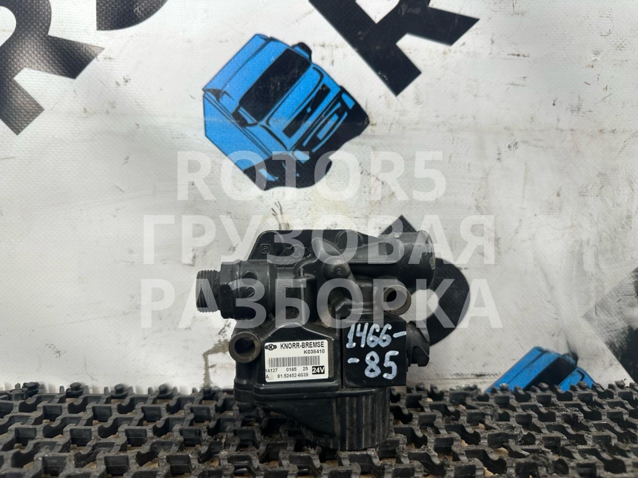 кран распределительный MAN TGX 1 поколение 2014, 12.4 л., D 2676 LF 26, дизель, АКПП, красный, 81524526039 - фото №1