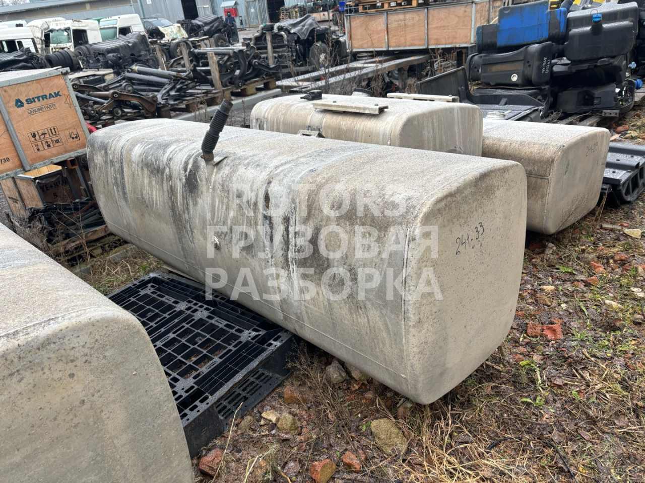 бак топливный DAF 95 2 поколение (XF) 2006, 12.6 л., XE 315 C1, дизель, МКПП, 1685565 - фото №1