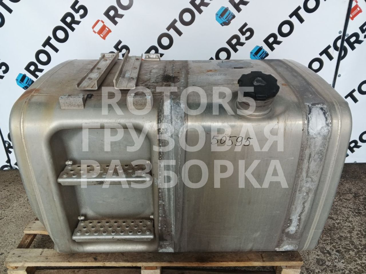 бак топливный MAN TGX 1 поколение 2015, 12.4 л., D 2676 LF 46, дизель, правый руль, 81978122445 - фото №1