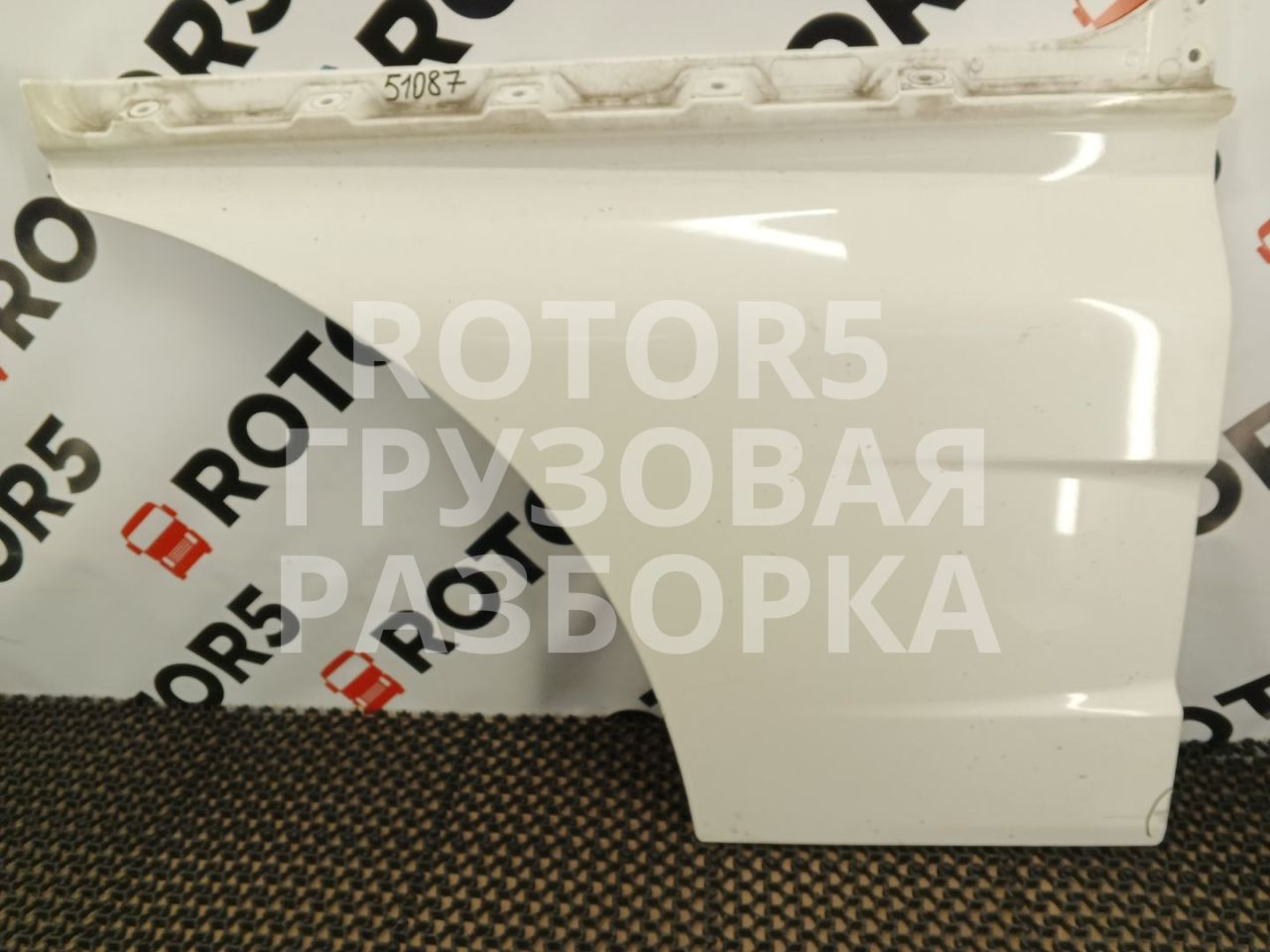 накладка двери (крышки) багажника MAN TGX 1 поколение 2017, 81626100018, 81626100024, 20535000, 20535001 - фото №1