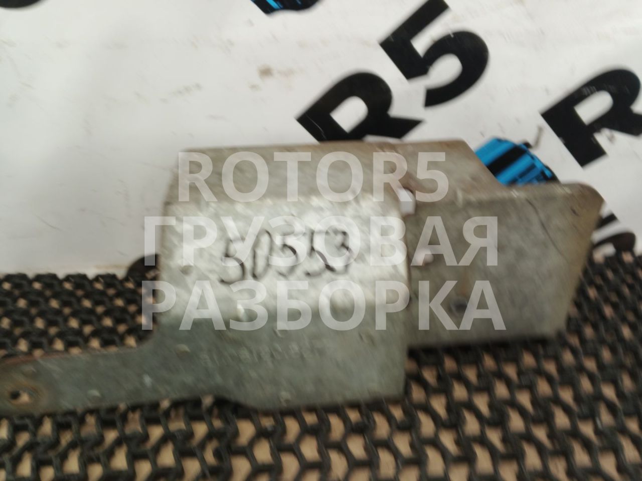 защита (экран) выпускного коллектора MAN TGA 1 поколение 2007, 10.5 л., D 2066 LF 01, дизель, 51081205277 - фото №1