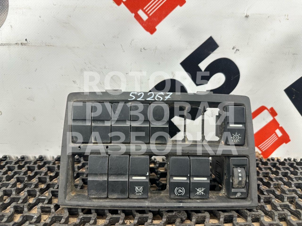 кнопка (выключатель) MAN TGX 1 поколение 2011, 81617100031 - фото №1