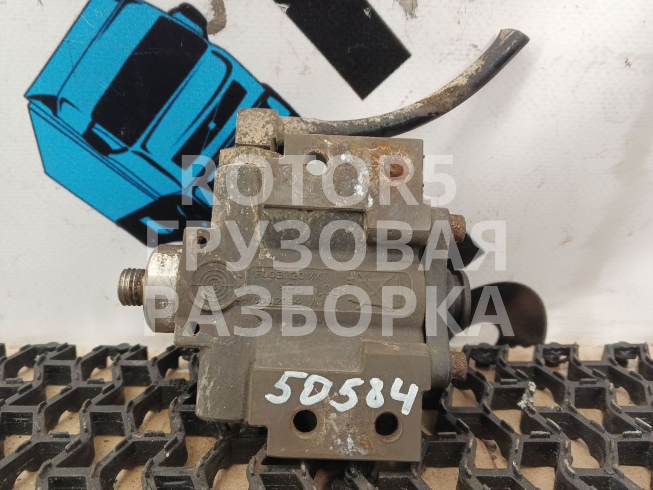 дозатор adblue DAF XF 105 1 поколение 2012, 12.9 л., MX 340, дизель, АКПП, белый, 0444011011, 179538 - фото №1