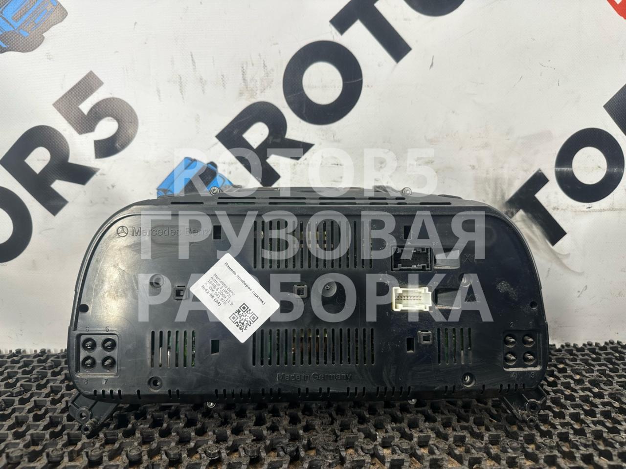 щиток приборов (приборная панель) Mercedes-Benz Actros 3 поколение (MP3) 1848LS 2009, 11.9 л., OM 541.978, дизель, АКПП, чёрный, A0044462621 - фото №1