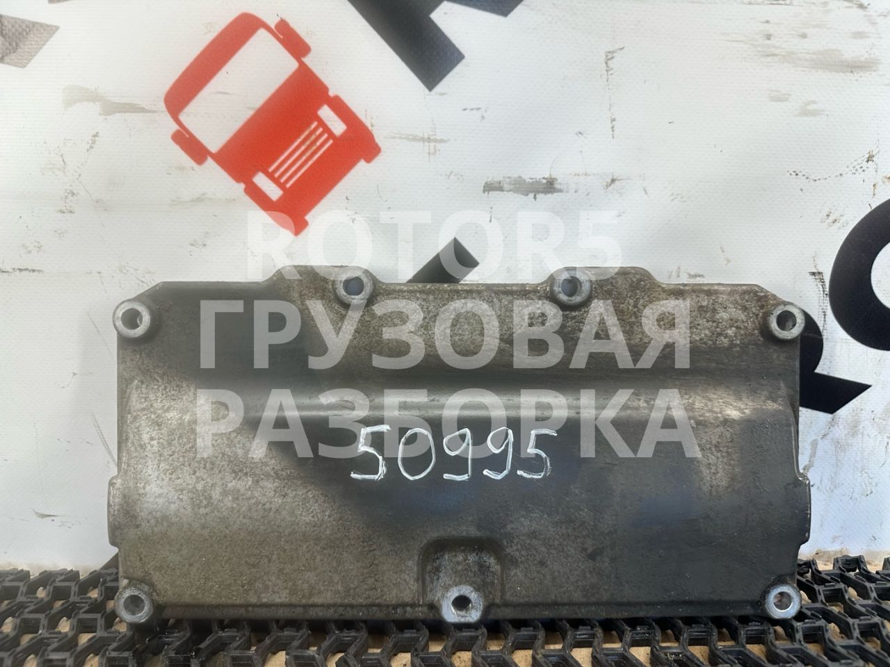 крышка распредвала Scania R 5 поколение 2014, 12.7 л., DC 13.115, дизель, 1835795 - фото №1