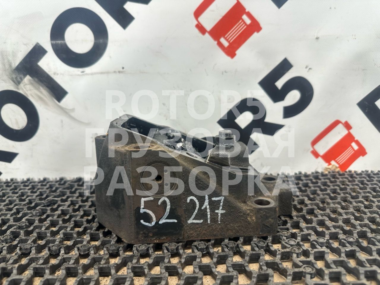 коромысло клапана (рокер) MAN TGA 1 поколение 2003, 12.0 л., D 2866 LF28, дизель, 3066 - фото №1