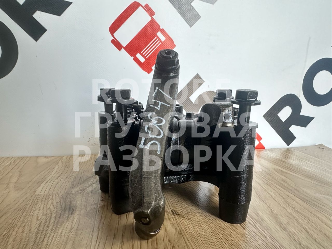 коромысло клапана (рокер) DAF XF 106 1 поколение 2015, 12.9 л., MX-13 340, дизель, МКПП, 1875605 - фото №1