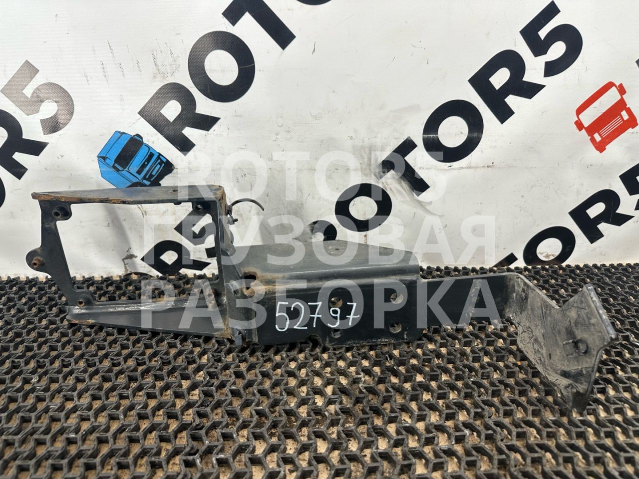 кронштейн насоса (модуля) adblue MAN TGX 1 поколение 2015, 12.4 л., D 2676 LF 45, дизель, правый руль - фото №1