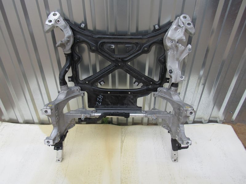 балка подвески передняя (подрамник) Porsche Cayenne PO536 2024, 3.0 л., гибрид, 4M0399315T - фото №1