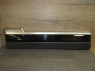 молдинг двери передней левой Land Rover Range Rover 4 поколение 2016, 3.0 л., дизель, CK5221065ADW