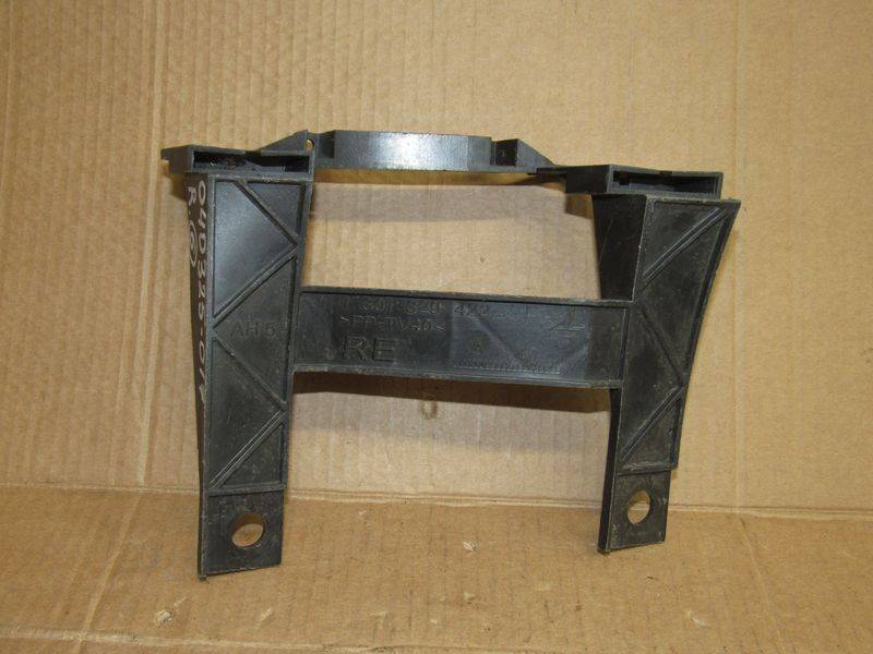 крепление фары правой Volkswagen Multivan T5 2006 - фото №1