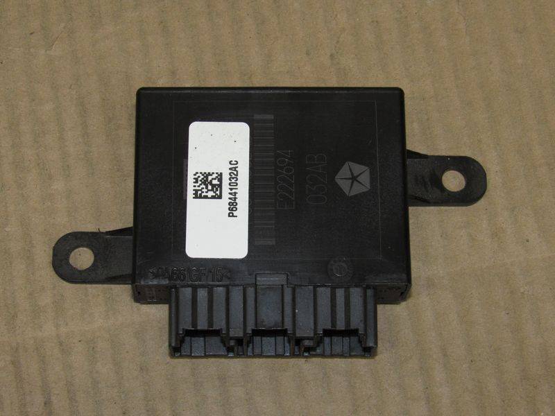 блок управления (другие) Jeep Wrangler 4 поколение 2019, 2.2 л., дизель, P68441032AC - фото №1