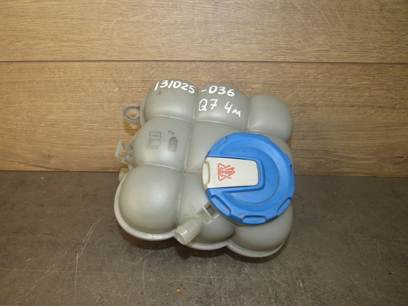 бачок расширительный Audi Q7 4M 2016, 3.0 л., дизель, 4M0121405L - фото №1