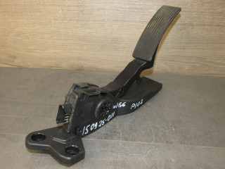 педаль Mercedes-Benz GL-Класс X166 2014, 4.7 л., бензин, A1663000004