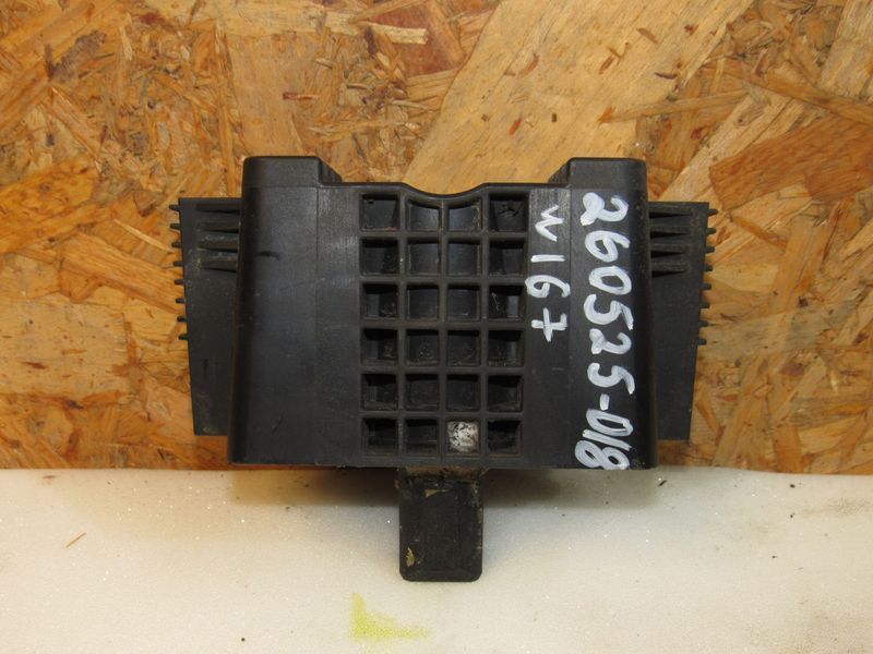 опора под домкрат (поддомкратная подушка) Mercedes-Benz GLE V167 2021, 2.0 л., дизель, A1676984000, A1676901401 - фото №1