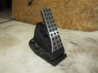 педаль Mercedes-Benz S-Класс W223 2021, 4.0 л., дизель, A2233000100