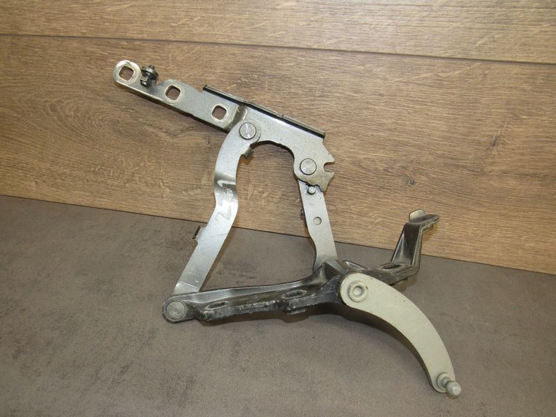 петля капота левая Mercedes-Benz S-Класс W221 2007, A2218800328 - фото №1