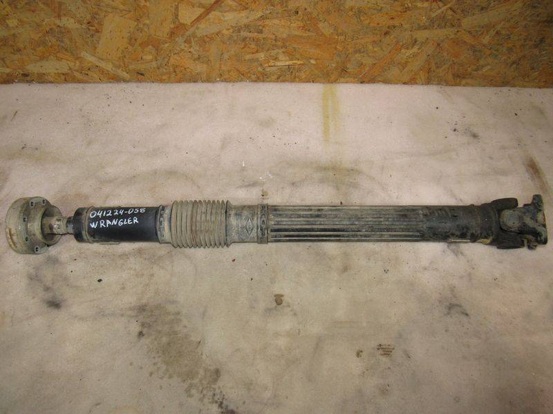карданный вал Jeep Wrangler 4 поколение 2019, 2.0 л., бензин, P68272525AB - фото №1
