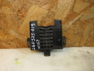 опора под домкрат (поддомкратная подушка) Mercedes-Benz GLE V167 2021, 2.0 л., дизель, A1676983900, A1676901301