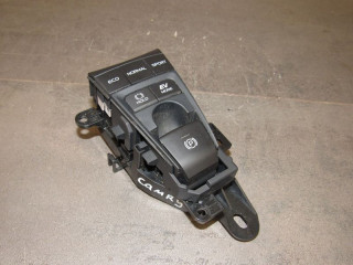 кнопка ручного тормоза (ручника) Toyota Camry XV70 2021