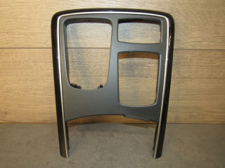 Декоративная накладка центральной консоли Mercedes-Benz GL-Класс X166 2014, A1666802517