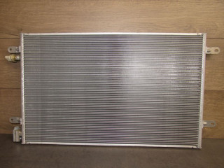 радиатор кондиционера Audi A6 4F/C6 2006, 4F0260401E