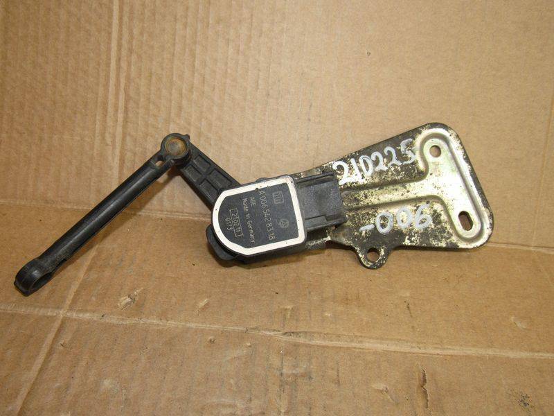 датчик дорожного просвета Mercedes-Benz E-Класс W212/S212/C207/A207 2011, 0065428318 - фото №1