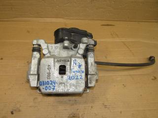 суппорт задний правый Toyota Tundra 2 поколение [3-й рестайлинг] 2023, 3.5 л., бензин, 46310-60050, 210802-10512