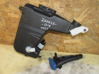 бачок омывателя Mercedes-Benz S-Класс W223 2021, 4.0 л., дизель, A2238690100