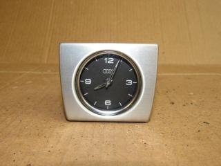 часы Audi A8 D4/4H 2010, 4H0919204H