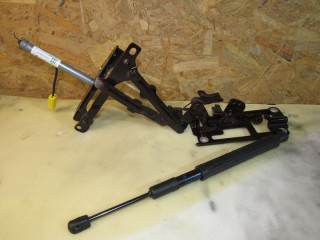 петля капота правая Mercedes-Benz S-Класс W223 2021, 4.0 л., дизель, A2238801800