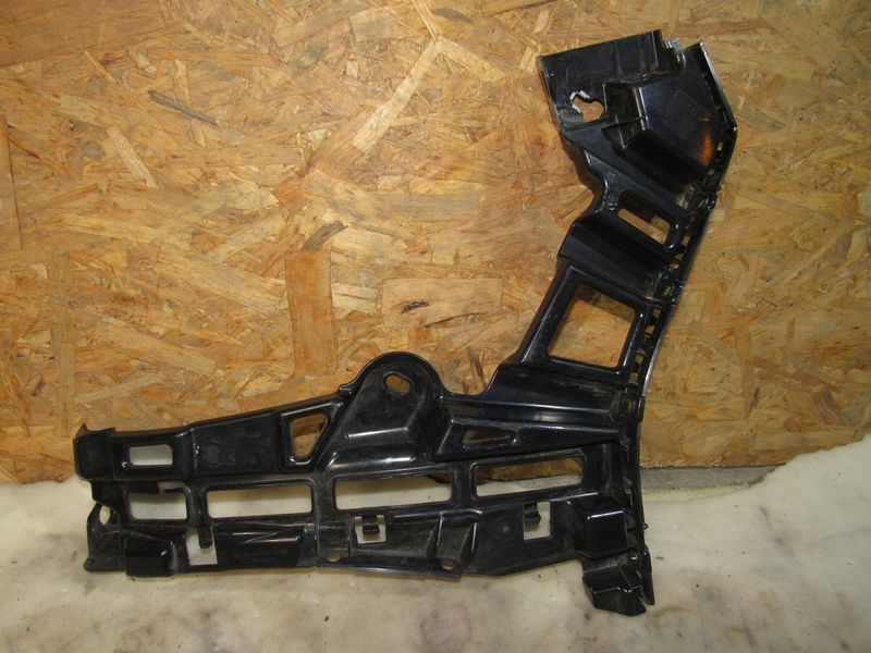 Крепление бампера заднего Mercedes-Benz S-Класс W223 2021, 4.0 л., дизель, A2238857400 - фото №1