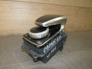 джойстик управления мультимедиа Mercedes-Benz GL-Класс X166 2014, 4.7 л., бензин, A1669006815