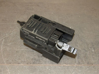 кнопка обогрева сидений Porsche Cayenne PO536 [рестайлинг] 2024, 3F0959772