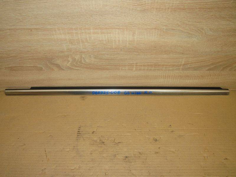 молдинг двери передней правой Mercedes-Benz GL-Класс X166 2014, A1667250265 - фото №1