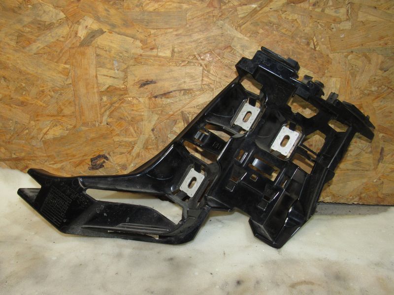 Крепление бампера заднего Mercedes-Benz S-Класс W223 2021, 4.0 л., дизель, A1678804000 - фото №1