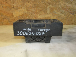 опора под домкрат (поддомкратная подушка) Mercedes-Benz GL-Класс X166 2014, 5.0 л., бензин, A1666900134