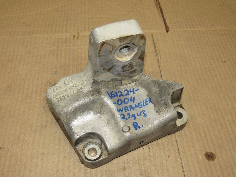 кронштейн двигателя Jeep Wrangler 4 поколение 2019, 2.2 л., дизель, 68284616AB - фото №1