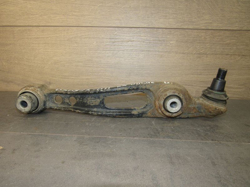 рычаг передний левый Land Rover Range Rover 4 поколение 2016, 3.0 л., дизель - фото №1