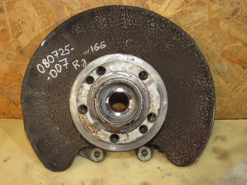 ступица задняя правая Mercedes-Benz GL-Класс X166 2014, 5.0 л., бензин - фото №1