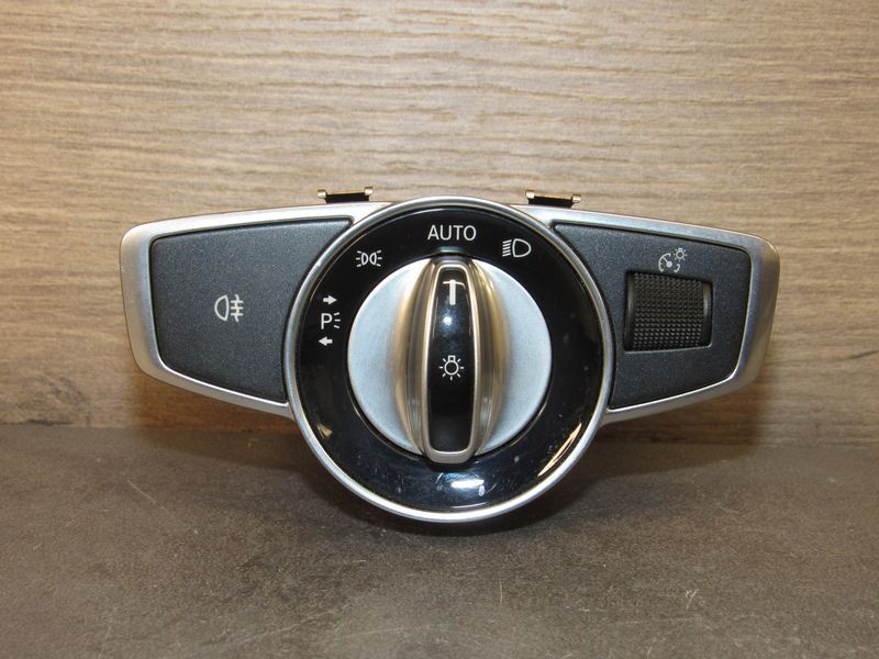 переключатель света Mercedes-Benz C-Класс W205/S205/C205 2016, A2059056500 - фото №1